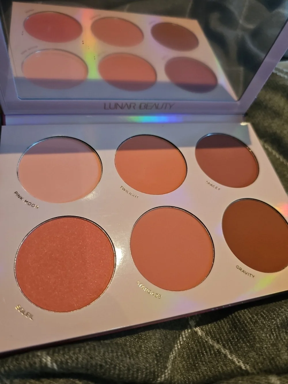 Lunar Beauty Moon Prism Blush Palette - New